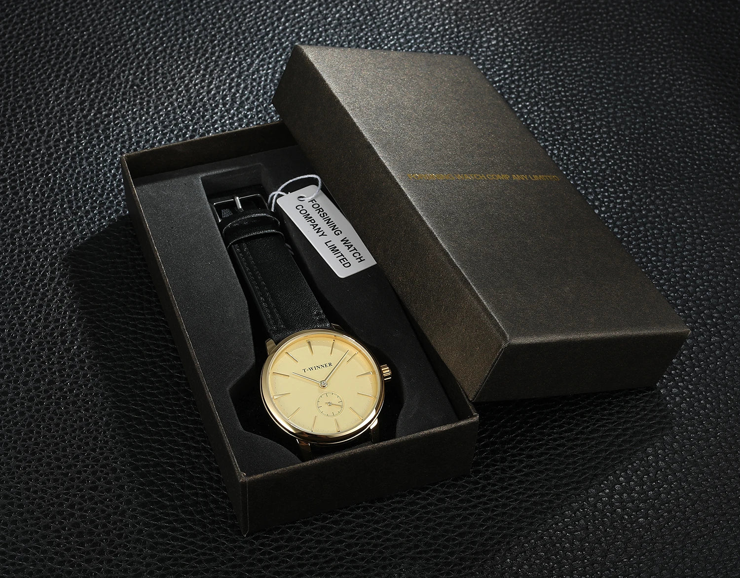 Relógio Mecânico de Couro Minimal